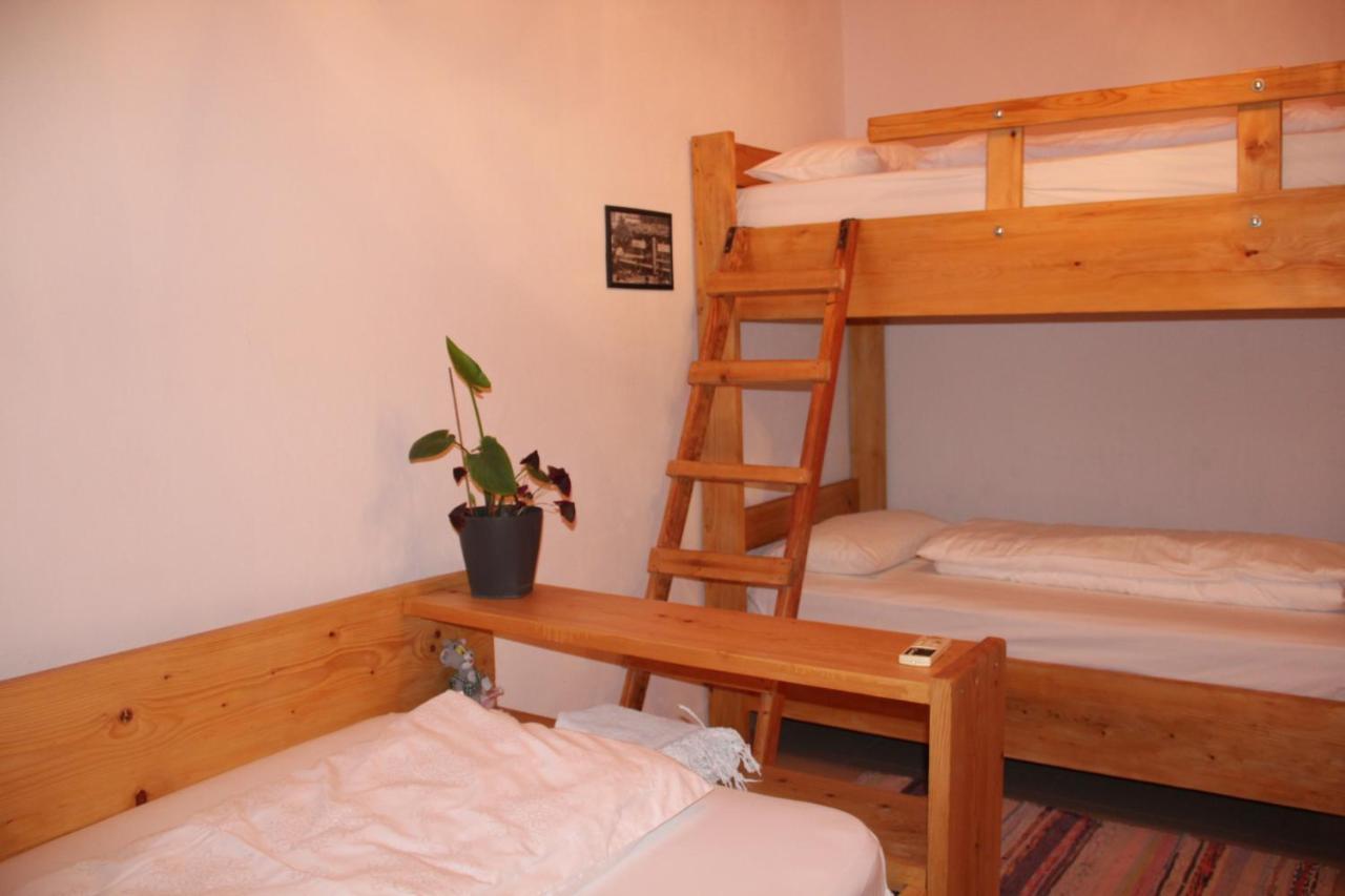Cozy Big Apartment With Balcony Tiranë Eksteriør bilde