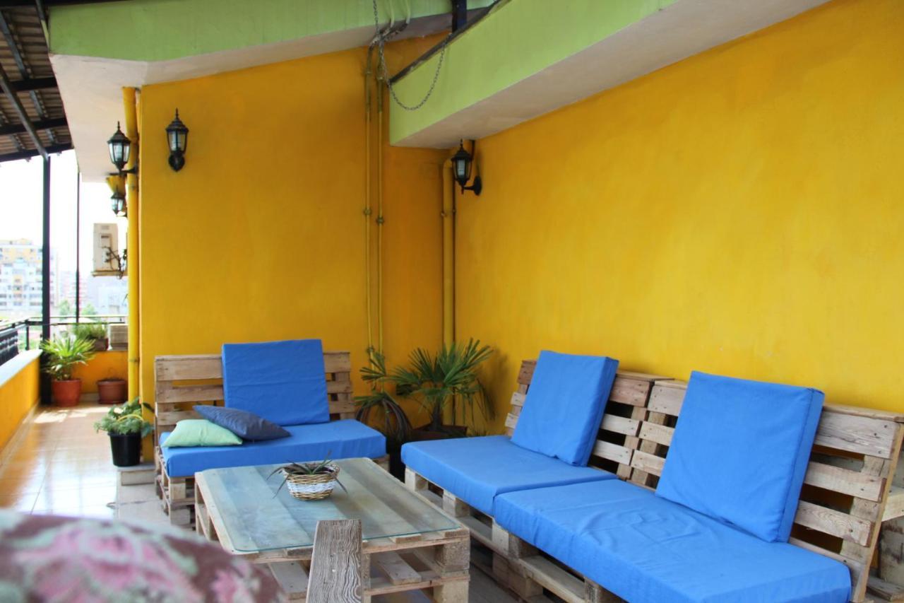 Cozy Big Apartment With Balcony Tiranë Eksteriør bilde