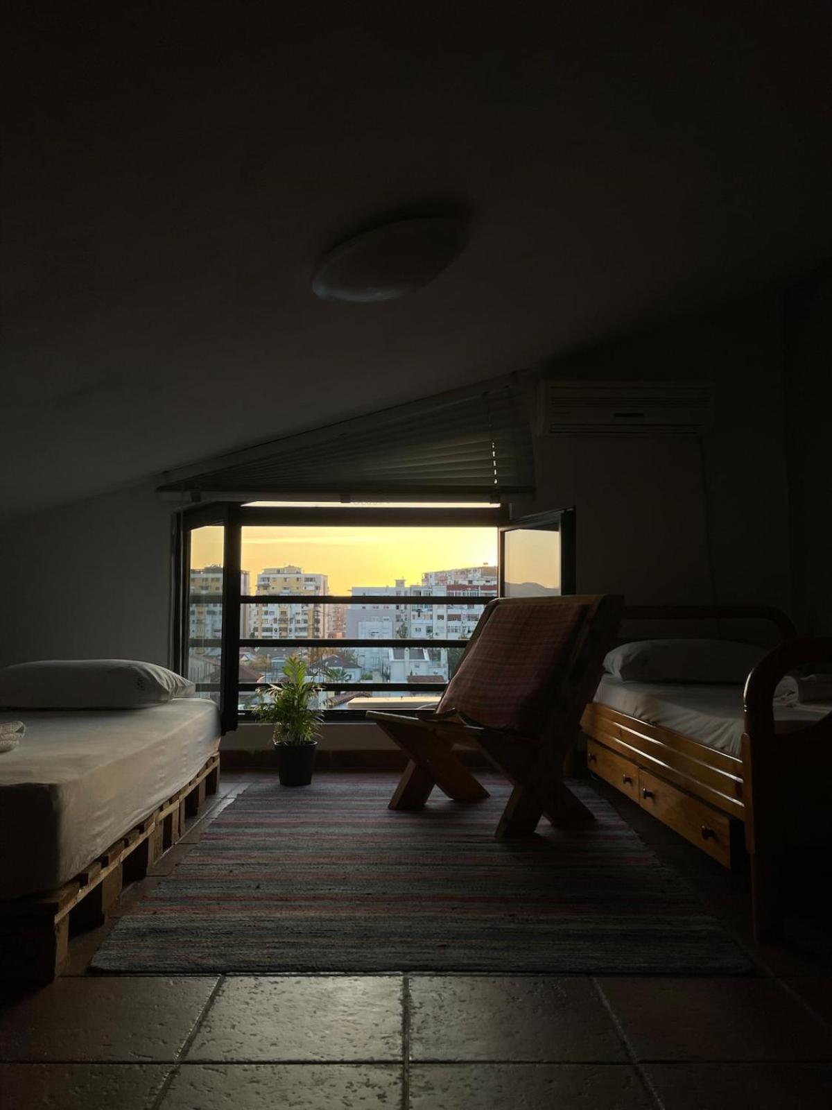 Cozy Big Apartment With Balcony Tiranë Eksteriør bilde