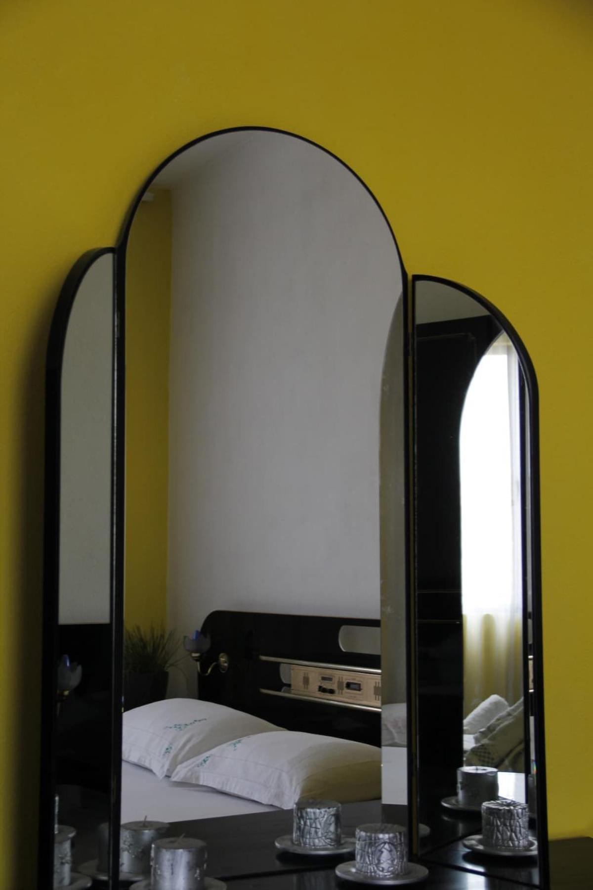 Cozy Big Apartment With Balcony Tiranë Eksteriør bilde