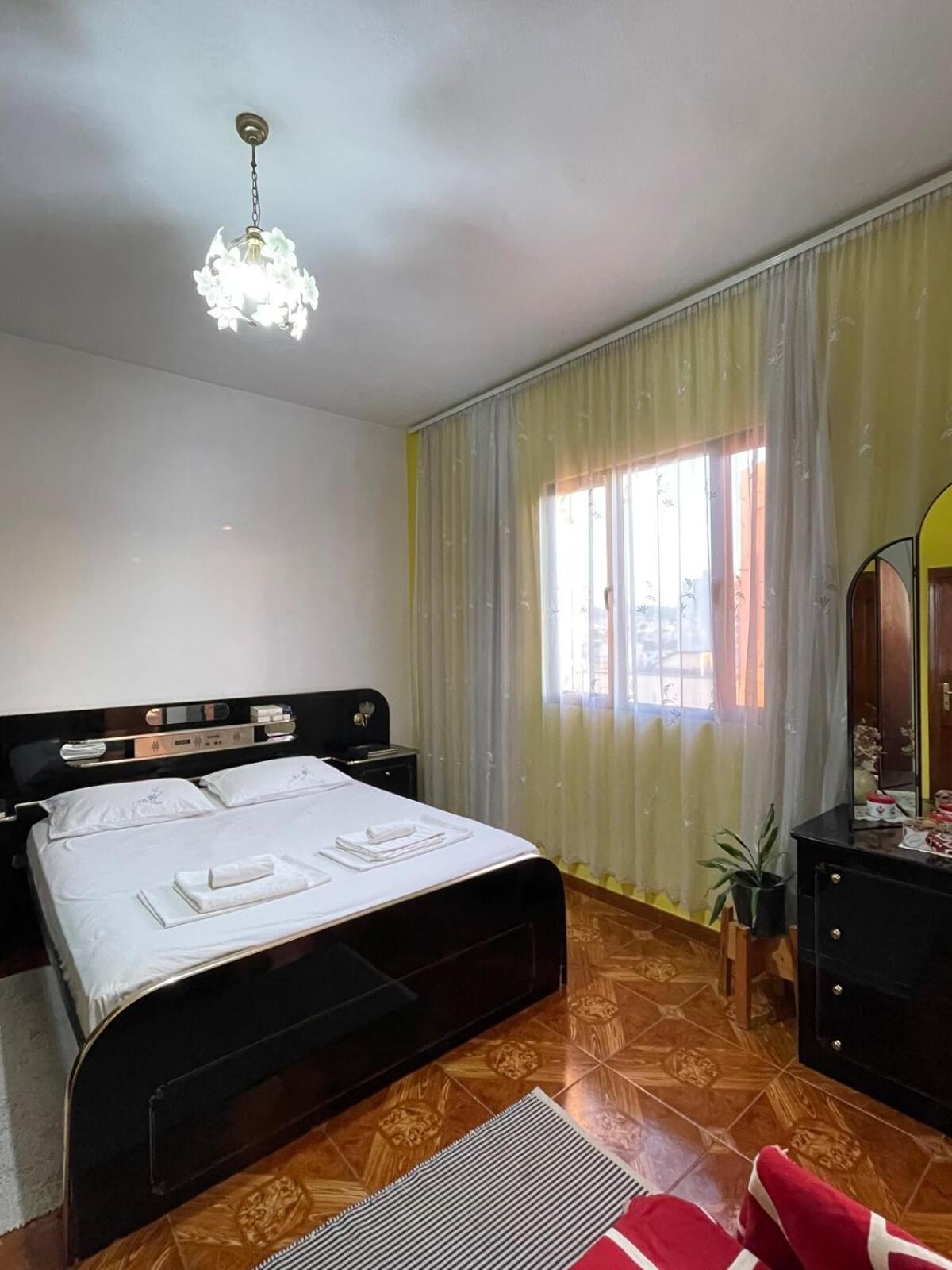 Cozy Big Apartment With Balcony Tiranë Eksteriør bilde
