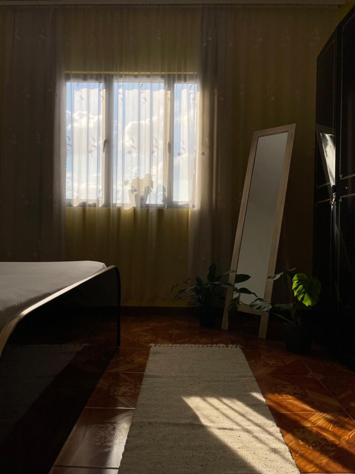 Cozy Big Apartment With Balcony Tiranë Eksteriør bilde