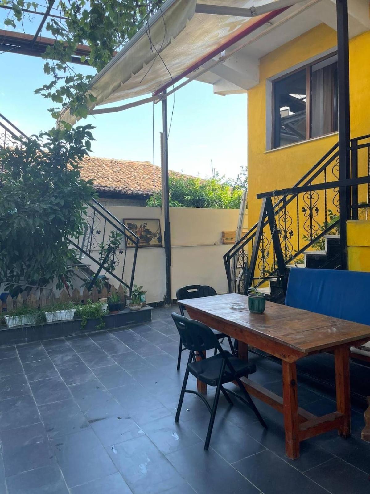 Cozy Big Apartment With Balcony Tiranë Eksteriør bilde