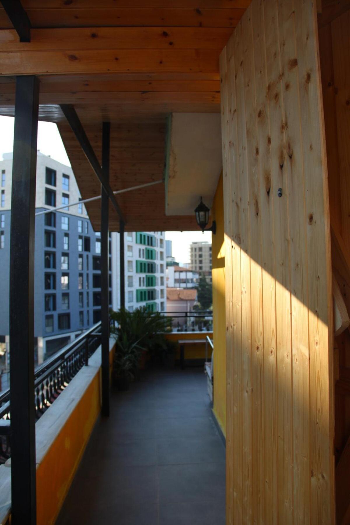 Cozy Big Apartment With Balcony Tiranë Eksteriør bilde